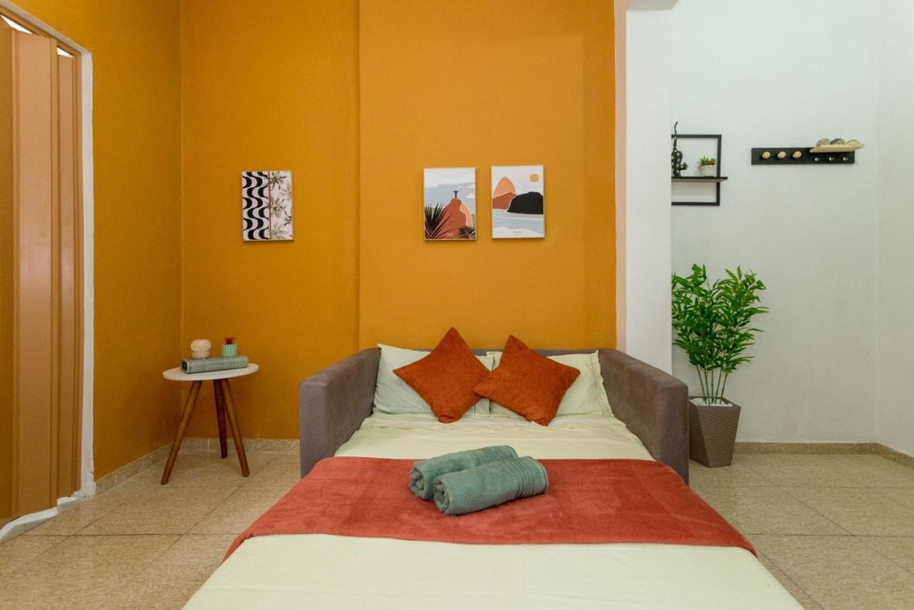 Conforto E Relax, Caminhando Para A Praia De Copacabana, Quarto E Sala, Completo, Com Wi Fi, Cozinha, Ar Condicionado Rio de Janeiro Luaran gambar